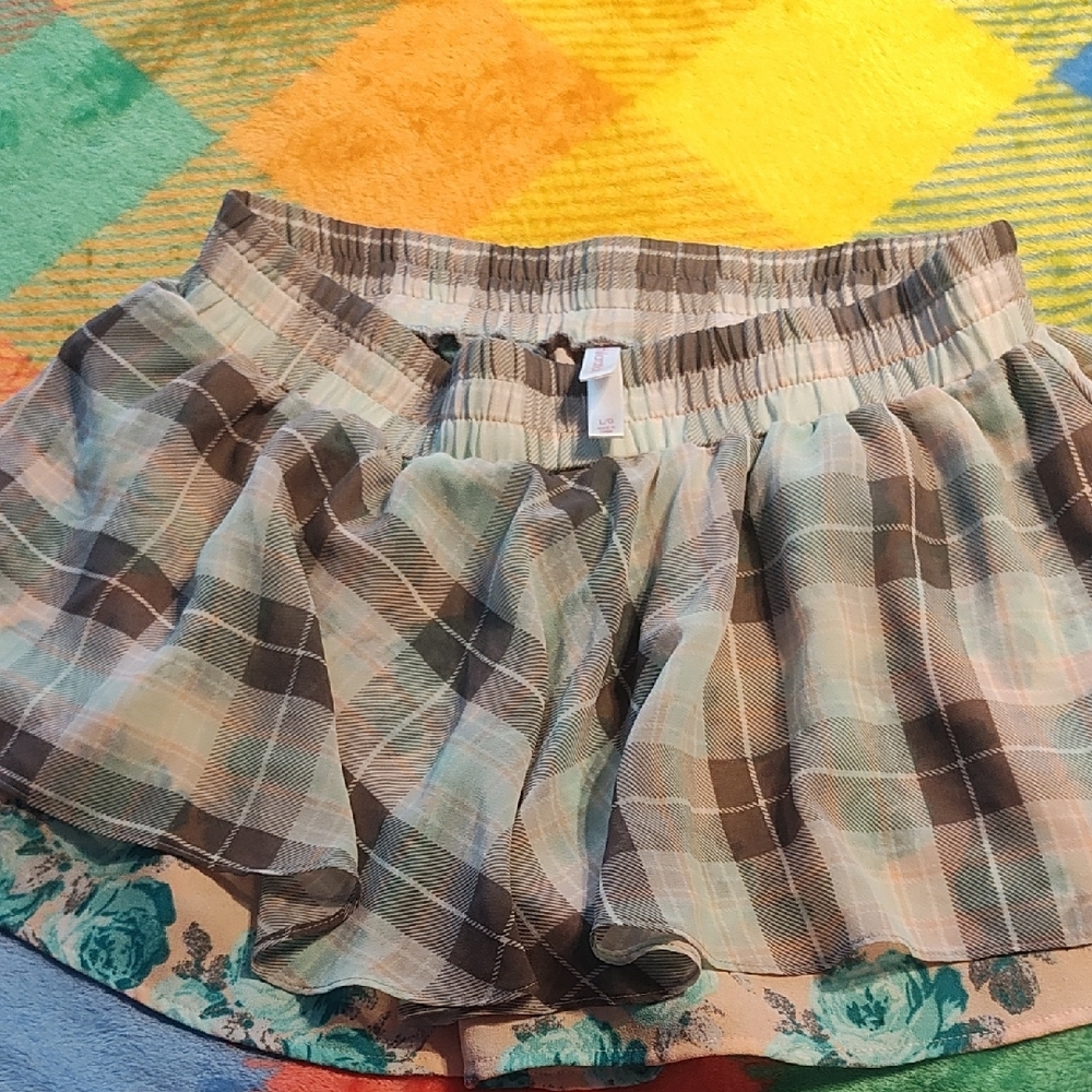 Plaid Mini Skirt with Floral Hem
